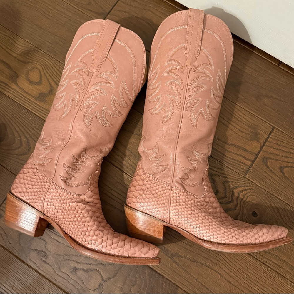 Tecovas Dusty Rose Python
